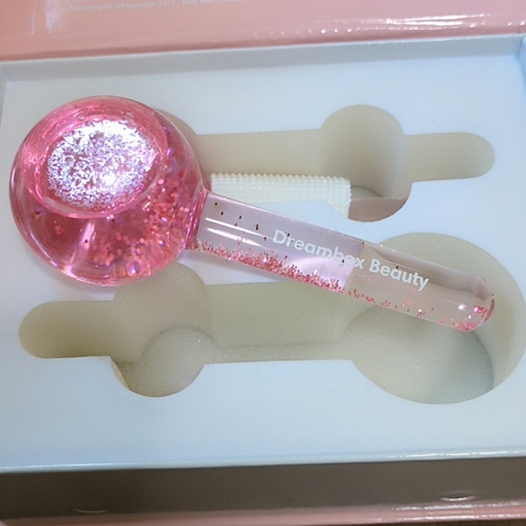 Dreambox Beauty Glow Globes - Picture 4 of 5